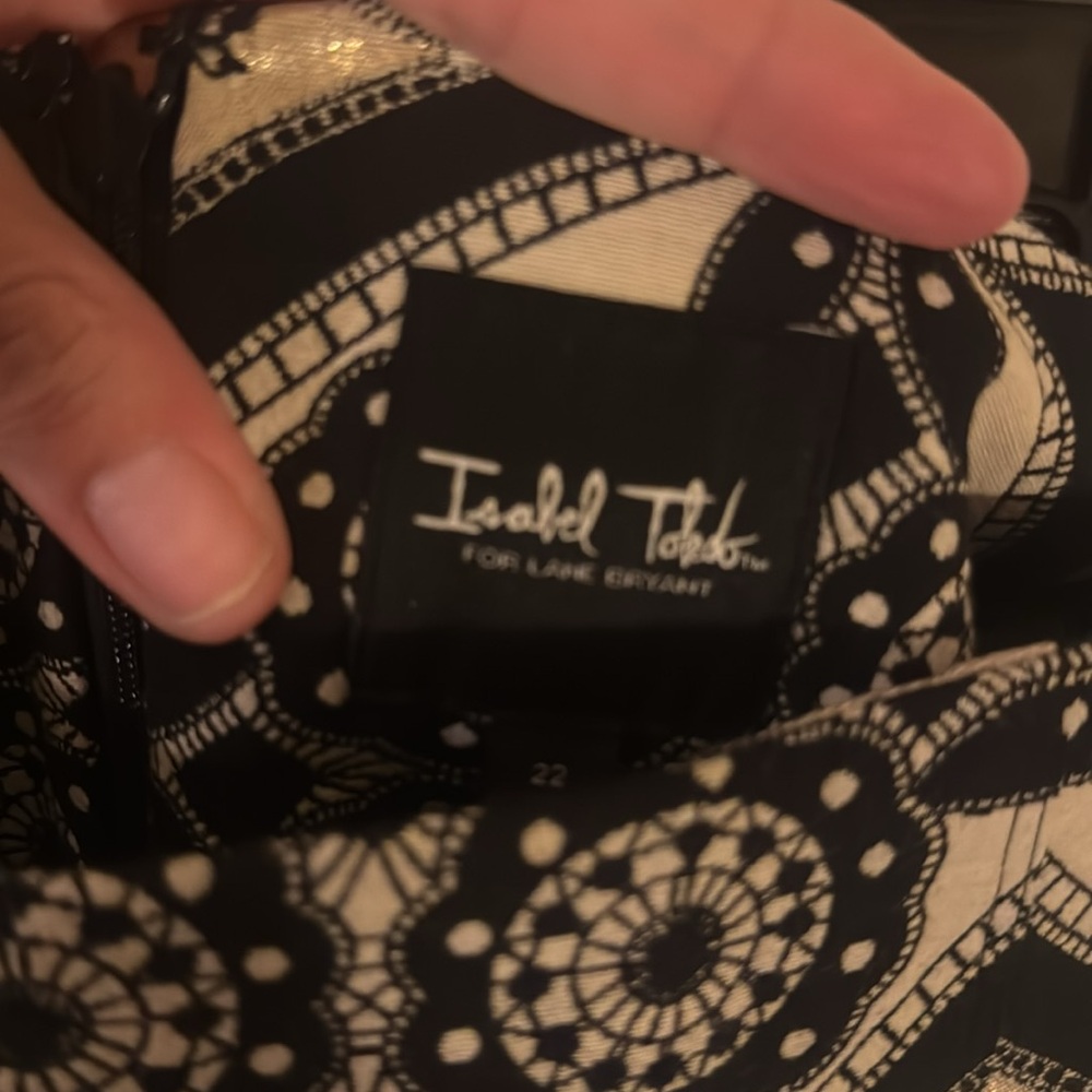 Isabel Toledo x Lane Bryant Gold Foil with Black Design Skirt - Picture 5 of 8